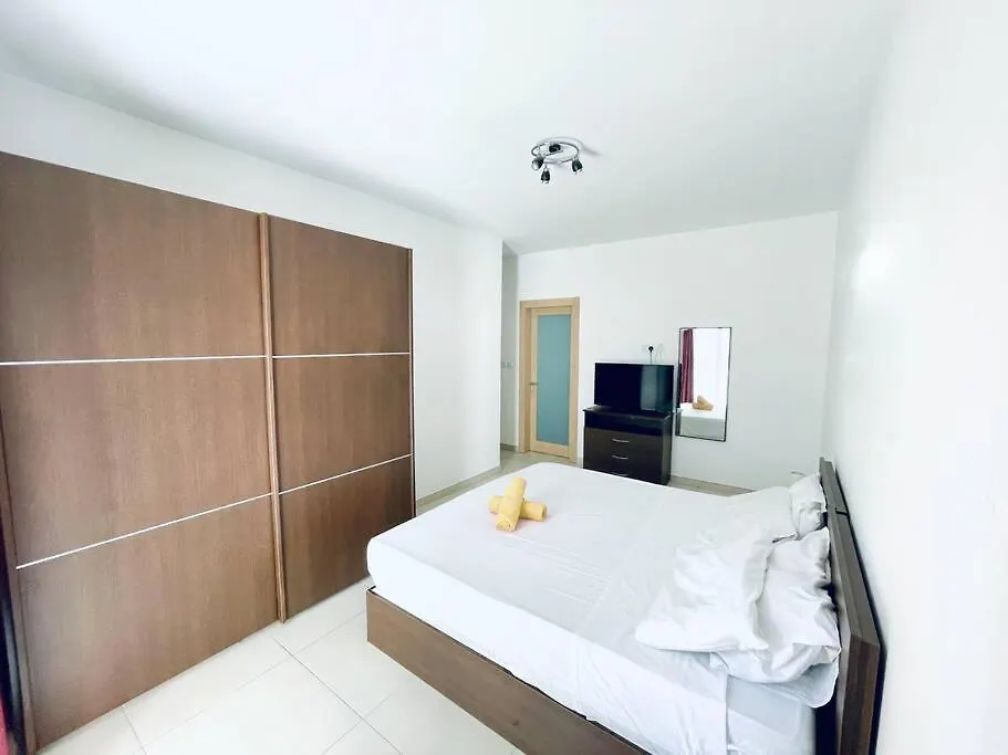 Stylish Modern Central Apartment 4 Paceville Saint Julian's Malta